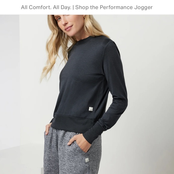 Vuori Tops - Vuori Women's Daydream Crew Long Sleeve Tee - Black